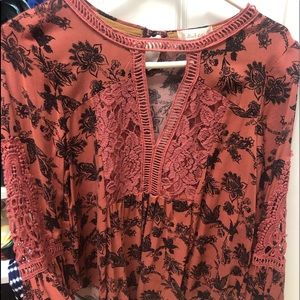 Fancy Altard State Top